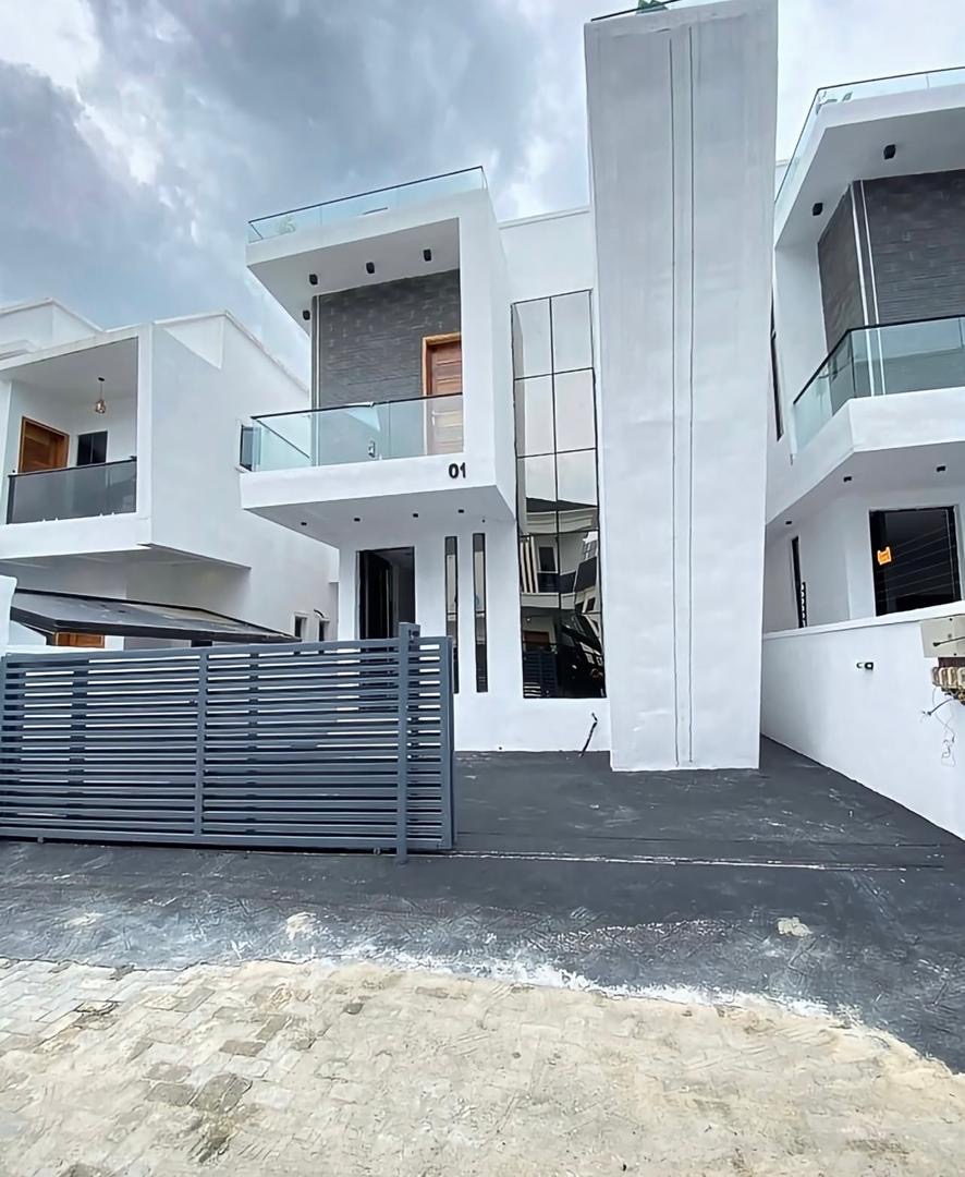 Ikota Lekki 